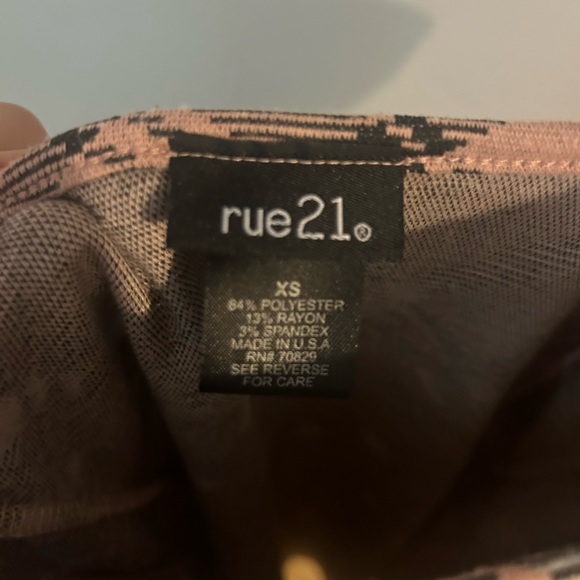 Size XS dress worn twice - Picture 3 of 3